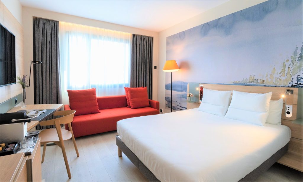 Novotel las ventas double or single room